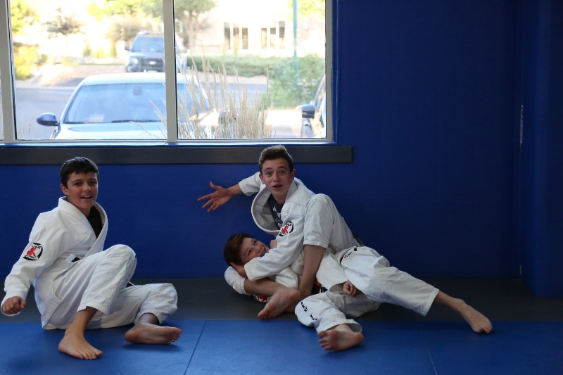 children doing martial arts