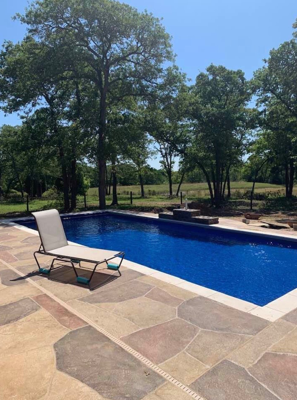 Pool Installer in Austin, TX | Blue Bottom Pools - Austin