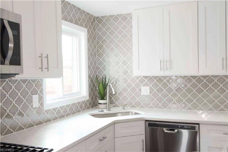 cabinets countertops backsplash tile