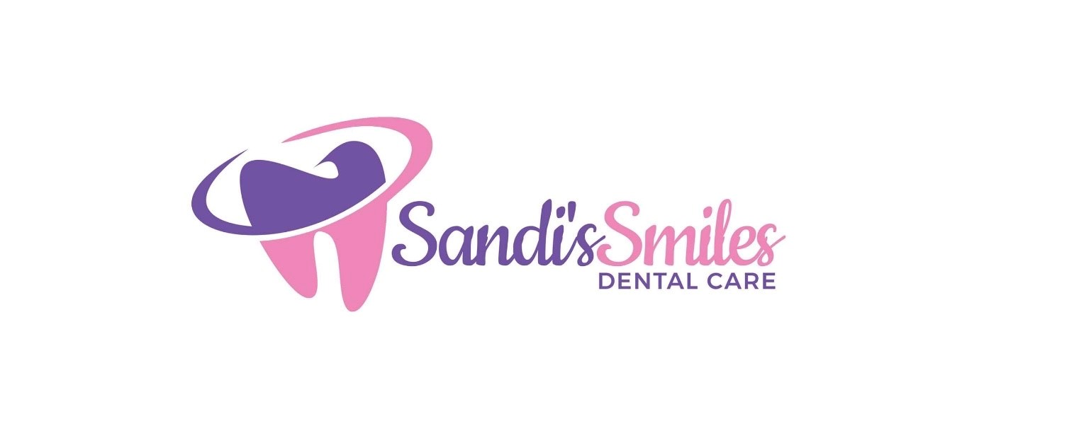 sandis smiles logo