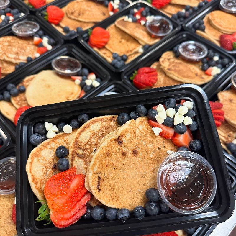 protein pancakes with berries