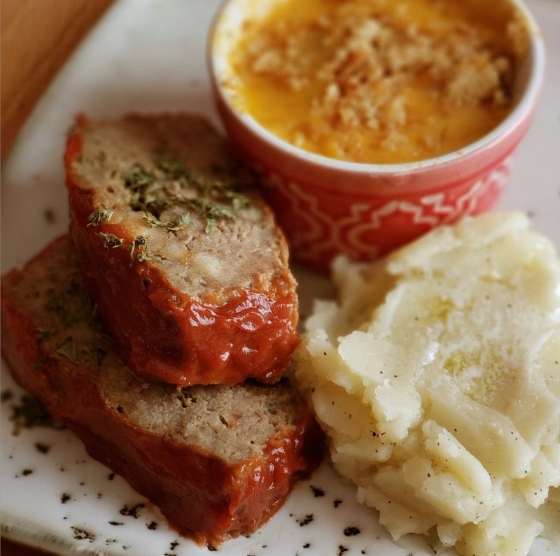 Meatloaf and Mashed Potatoes Meal