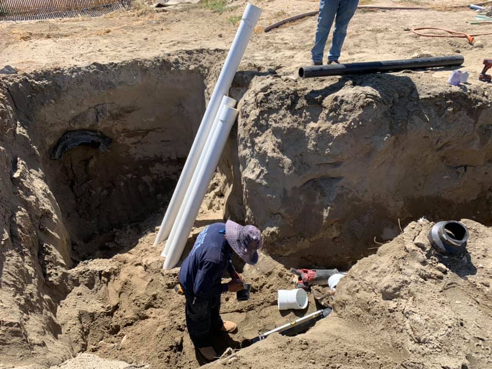 guy digging