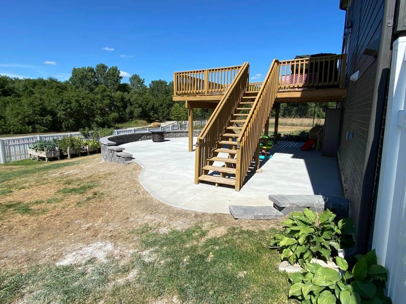 Concrete driveway with decorative edging