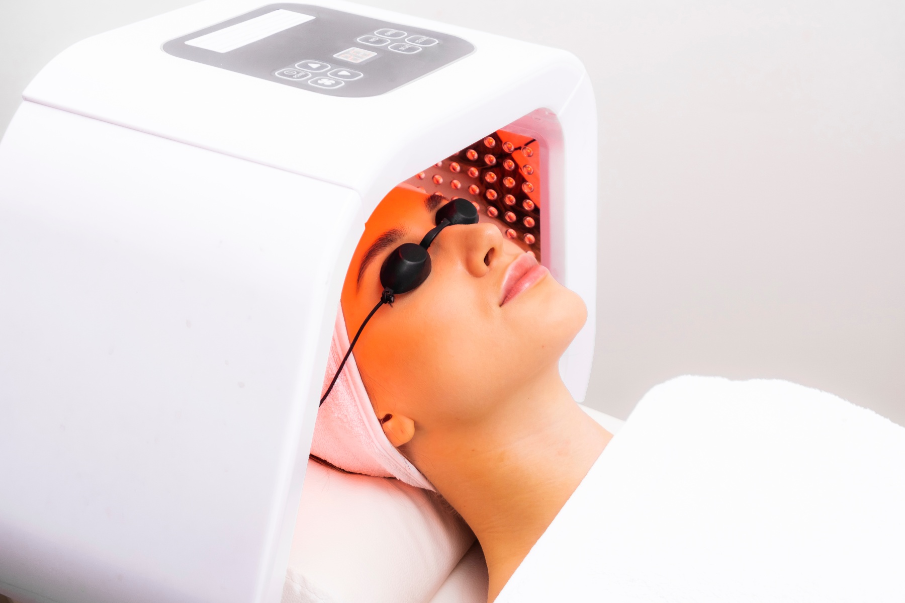 A woman receives LED Light Therapy