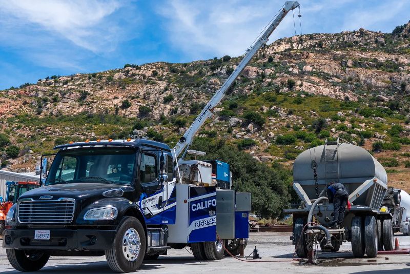 Heavy duty vehicle undergoes major roadside repairs.
