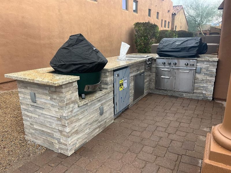 outdoor kitchen area